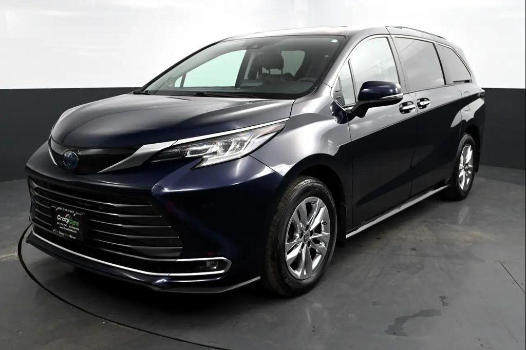 used 2022 Toyota Sienna car, priced at $34,995