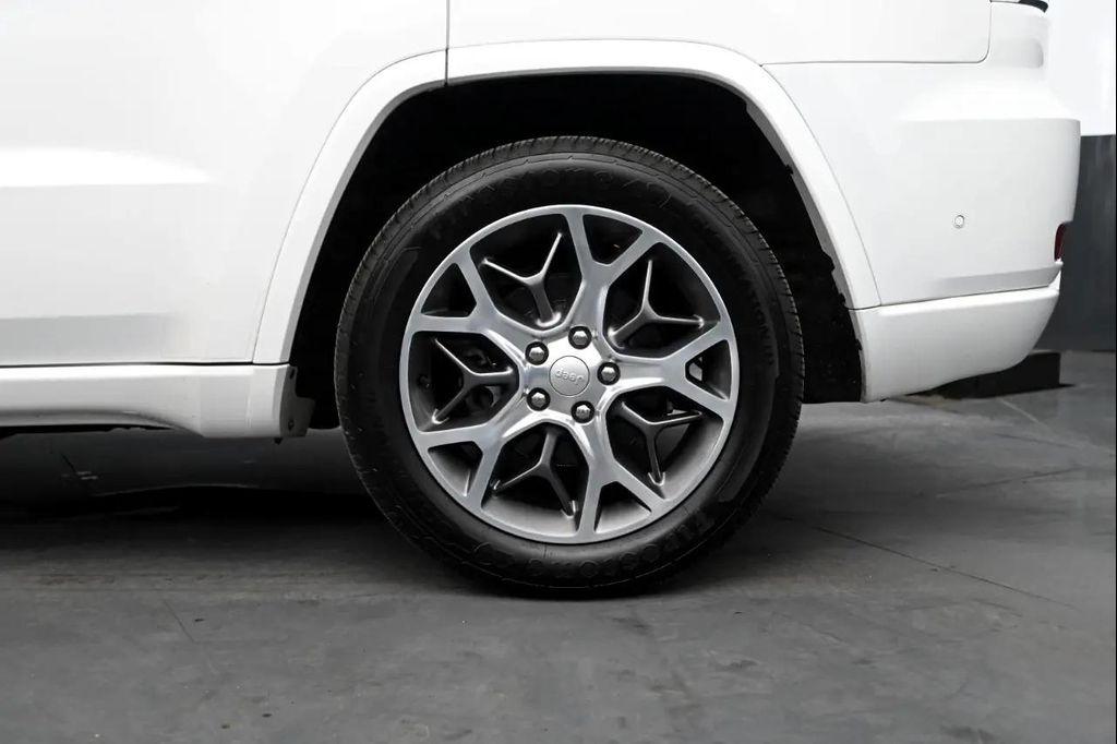 used 2020 Jeep Grand Cherokee car, priced at $23,495