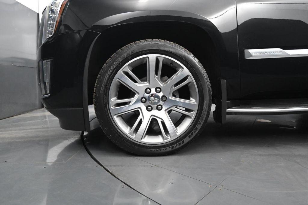 used 2016 Cadillac Escalade car, priced at $24,995