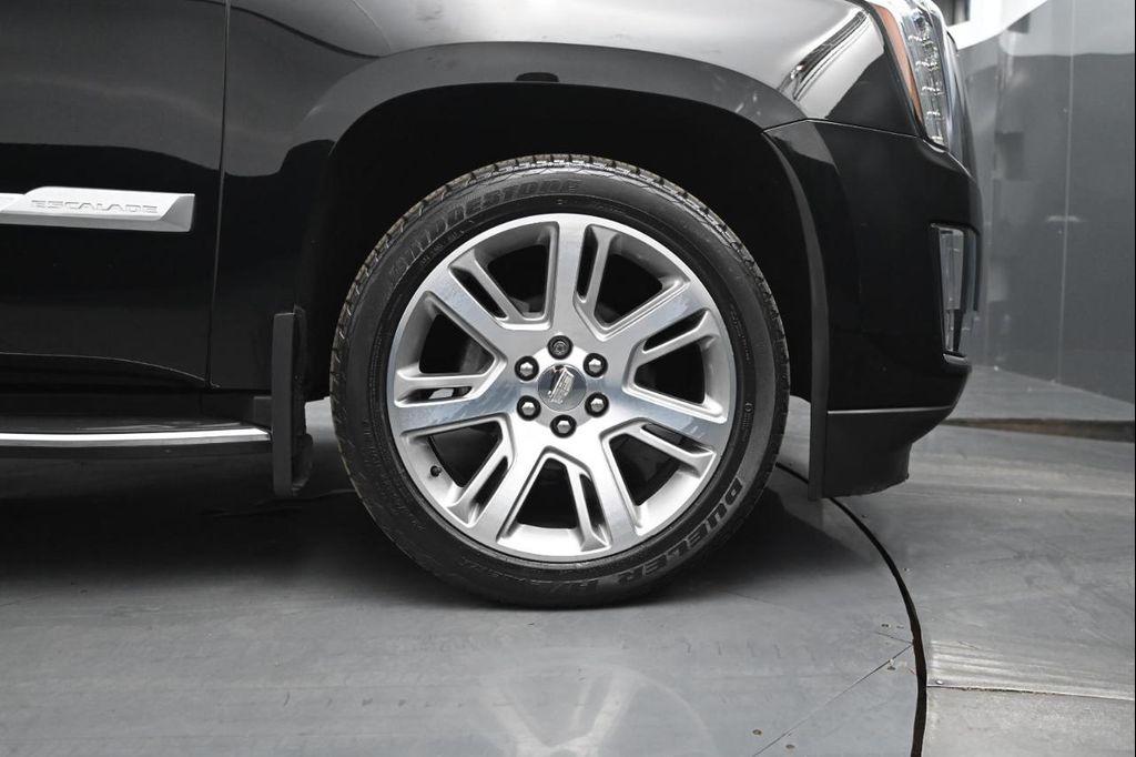 used 2016 Cadillac Escalade car, priced at $24,995