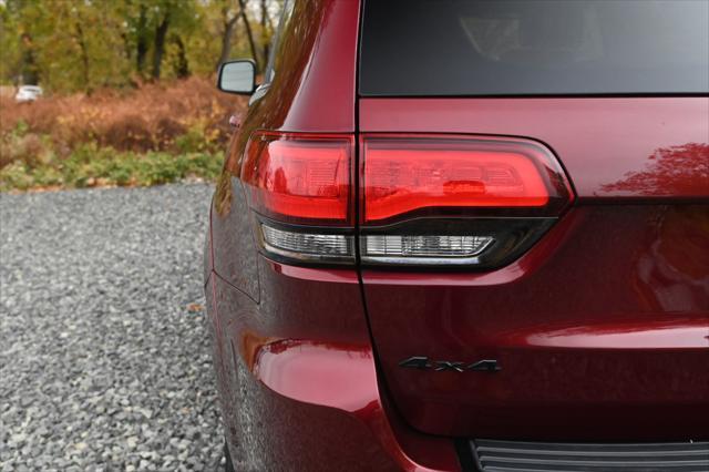 used 2016 Jeep Grand Cherokee car, priced at $13,495