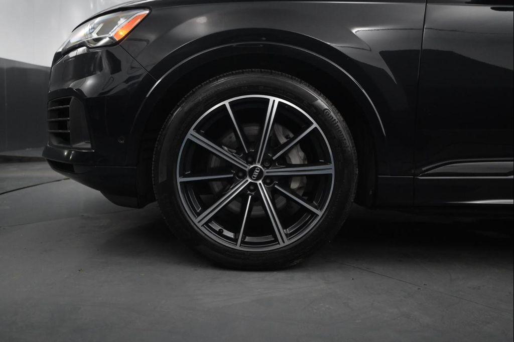 used 2020 Audi Q7 car, priced at $26,995