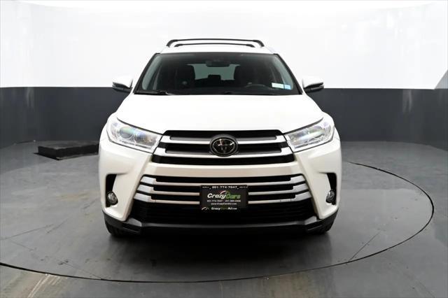 used 2019 Toyota Highlander car, priced at $25,495