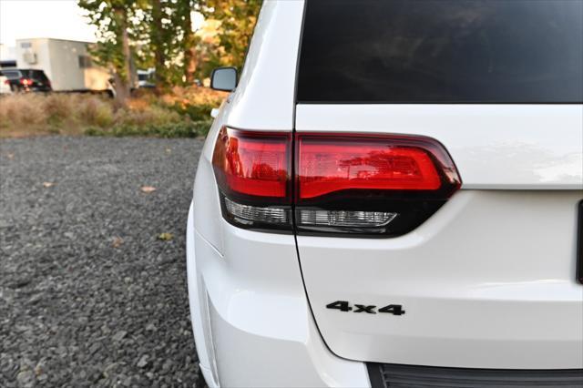 used 2019 Jeep Grand Cherokee car, priced at $18,495