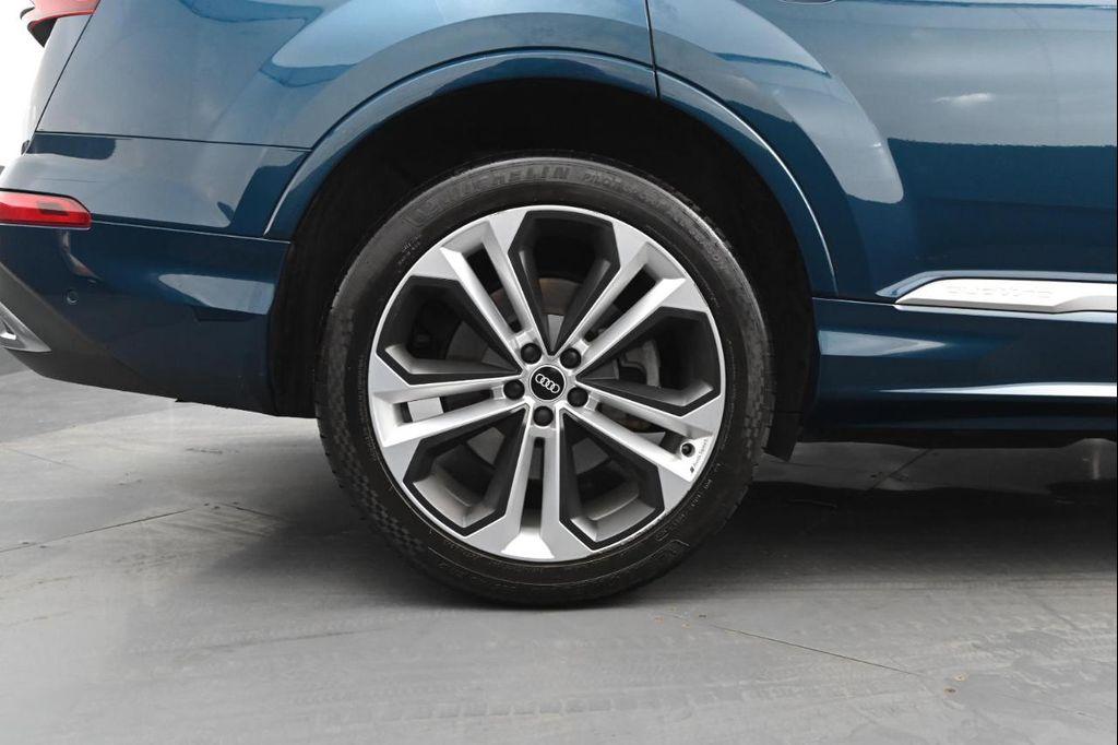 used 2021 Audi Q7 car, priced at $25,995
