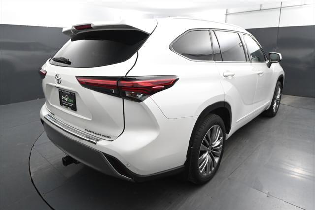 used 2021 Toyota Highlander car, priced at $32,495