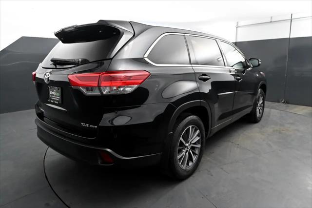 used 2017 Toyota Highlander car, priced at $20,895