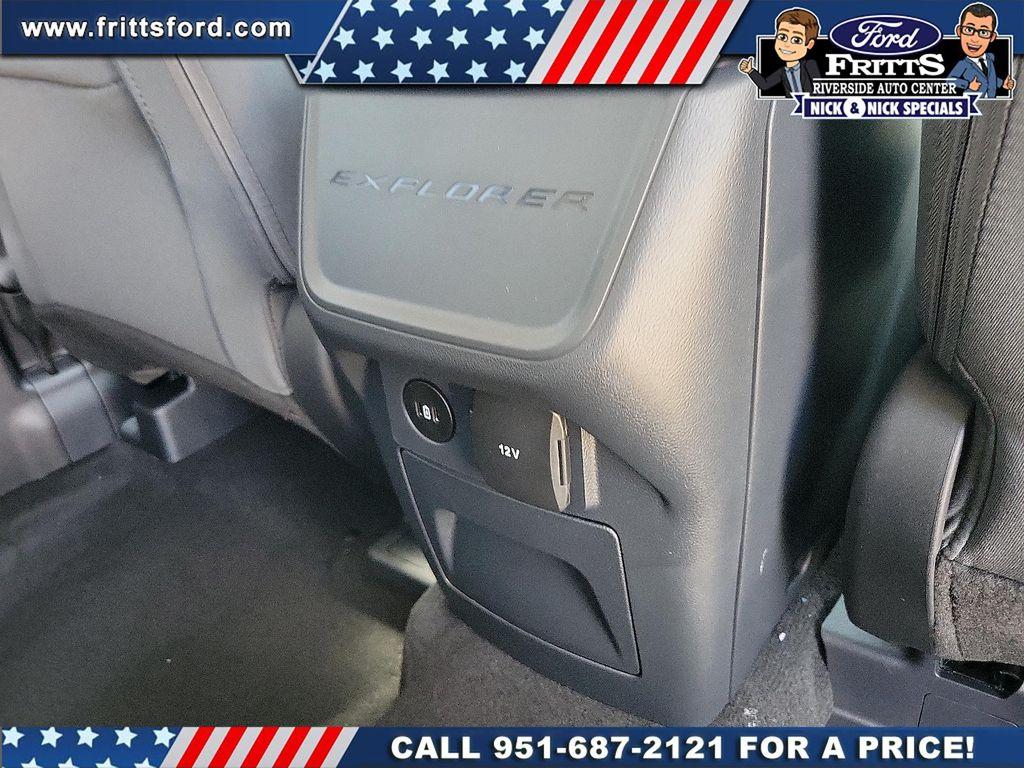 new 2025 Ford Explorer car, priced at $40,965