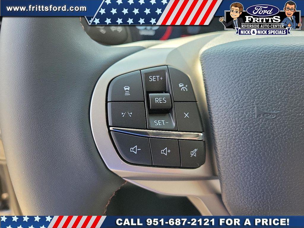 new 2025 Ford Explorer car, priced at $40,965