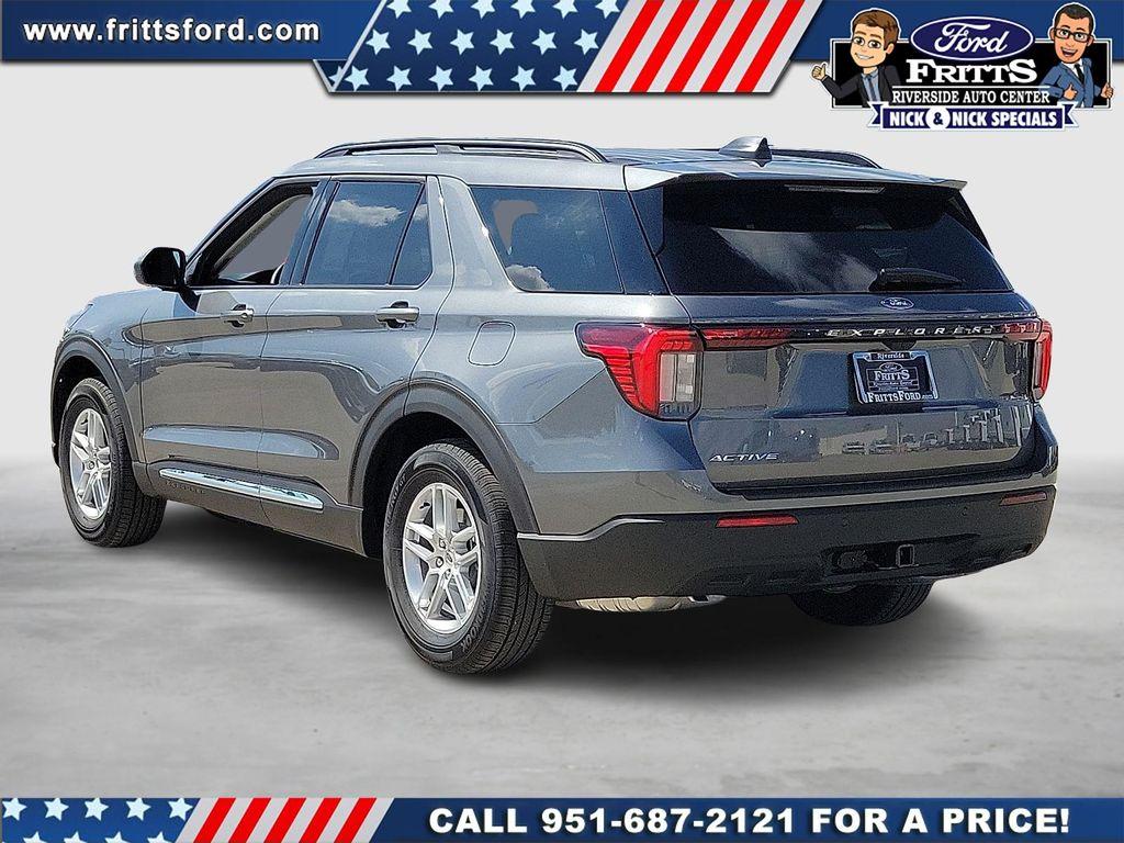 new 2025 Ford Explorer car, priced at $40,965