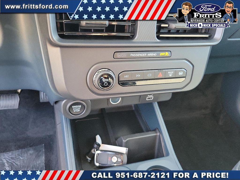 new 2025 Ford Maverick car, priced at $34,975
