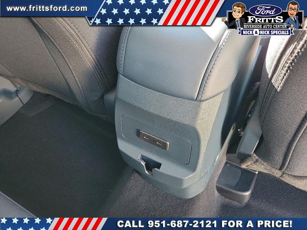 new 2025 Ford Maverick car, priced at $30,268