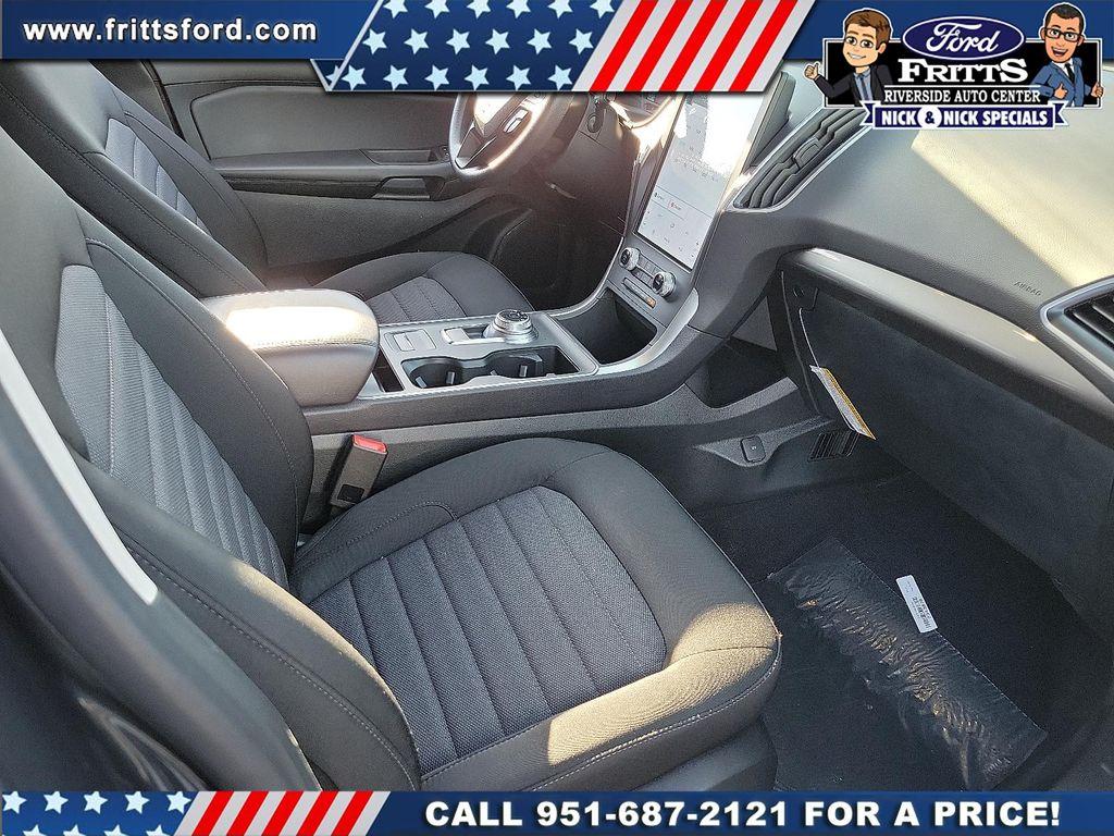 used 2024 Ford Edge car, priced at $29,999