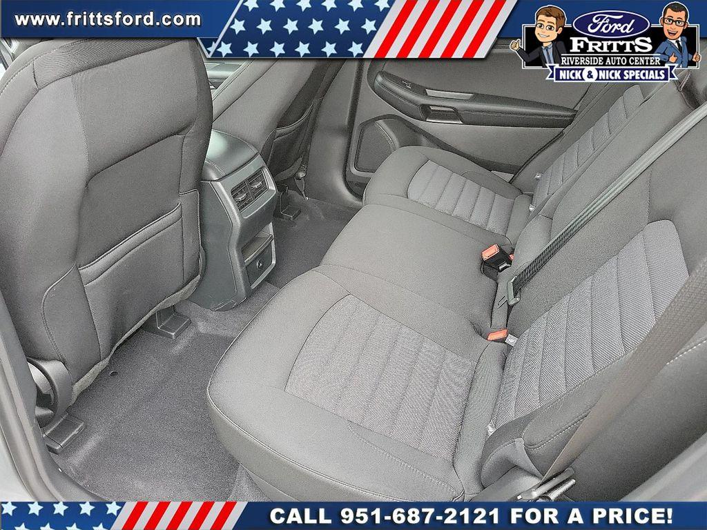 used 2024 Ford Edge car, priced at $29,999
