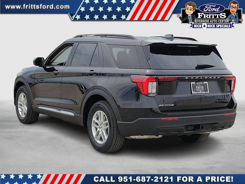 new 2025 Ford Explorer car, priced at $40,965