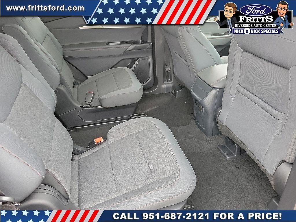 new 2025 Ford Explorer car, priced at $40,965