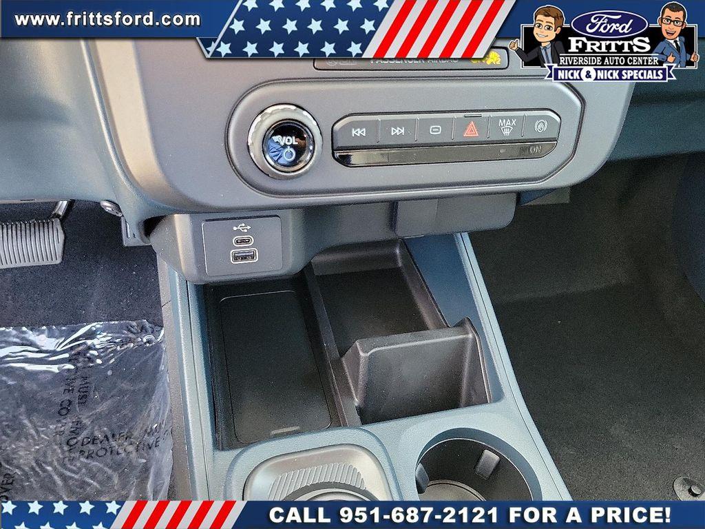 new 2025 Ford Maverick car, priced at $29,436