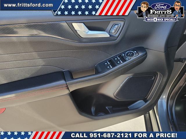 used 2023 Ford Escape car, priced at $25,923