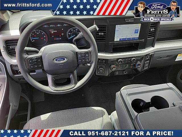 new 2025 Ford F-350 car