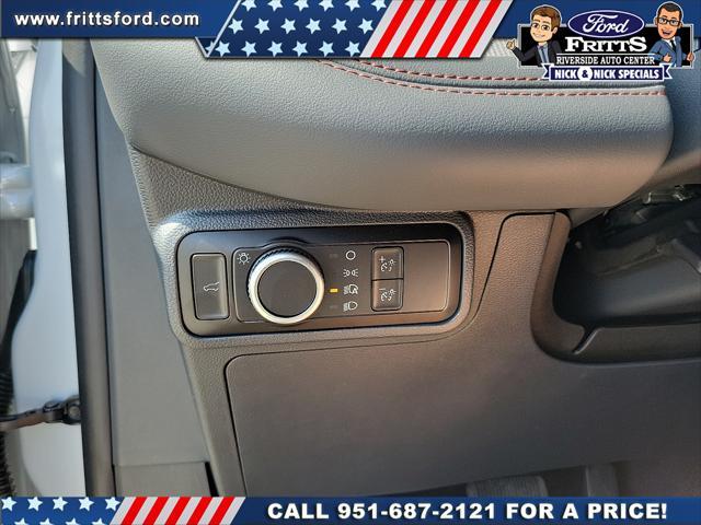 new 2025 Ford Explorer car, priced at $40,986