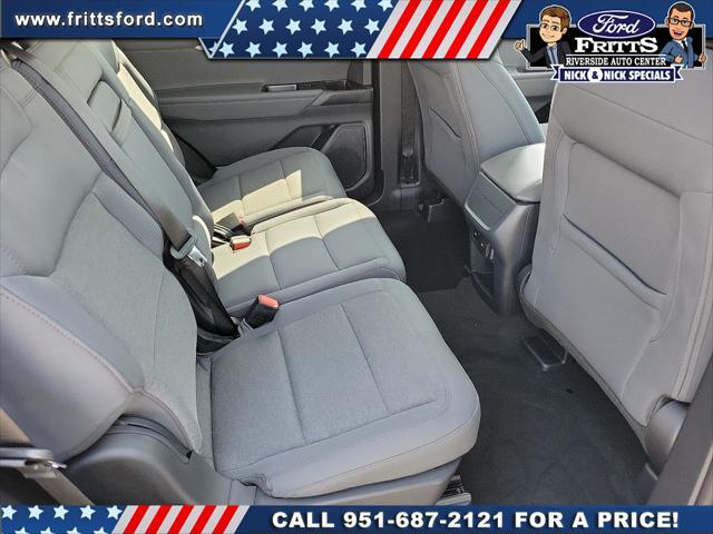new 2025 Ford Explorer car, priced at $40,986