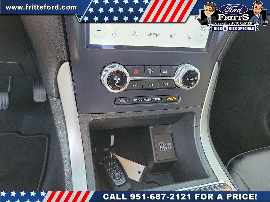 used 2022 Ford Edge car, priced at $23,862