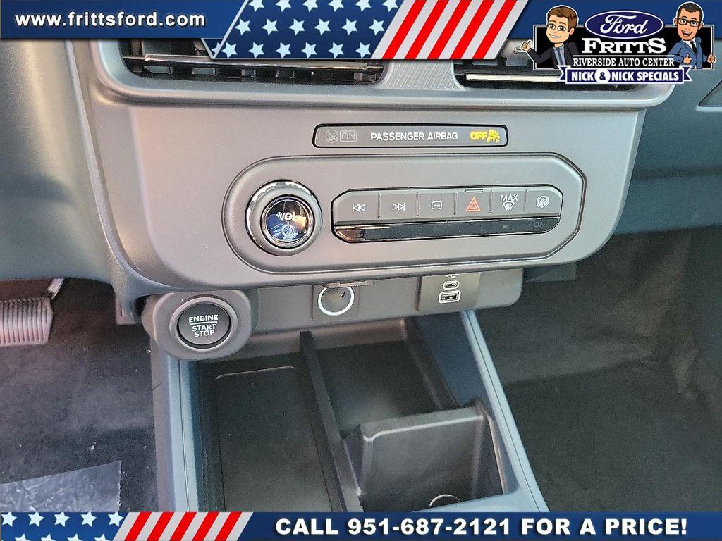 new 2025 Ford Maverick car, priced at $35,548