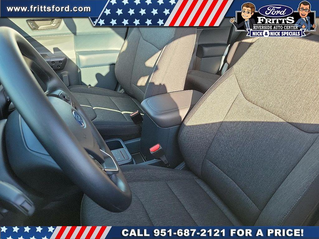 new 2025 Ford Maverick car, priced at $35,900