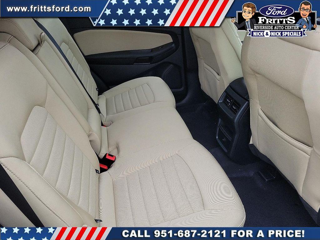 used 2024 Ford Edge car, priced at $29,999