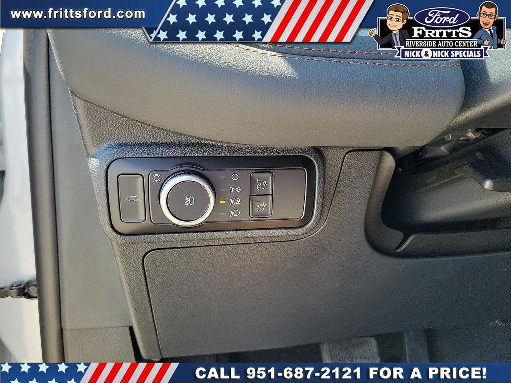 new 2025 Ford Explorer car, priced at $44,273