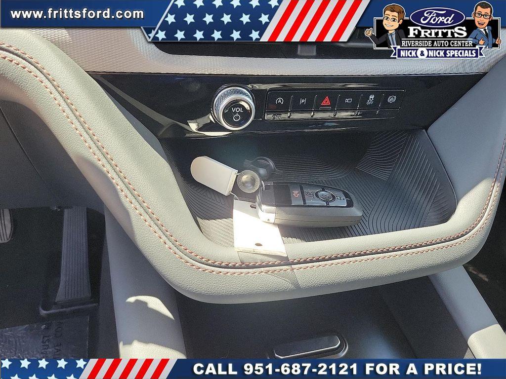 new 2025 Ford Explorer car, priced at $41,430