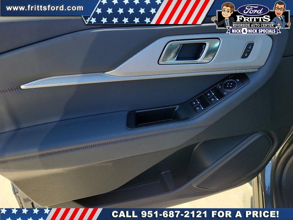 new 2025 Ford Explorer car, priced at $40,965