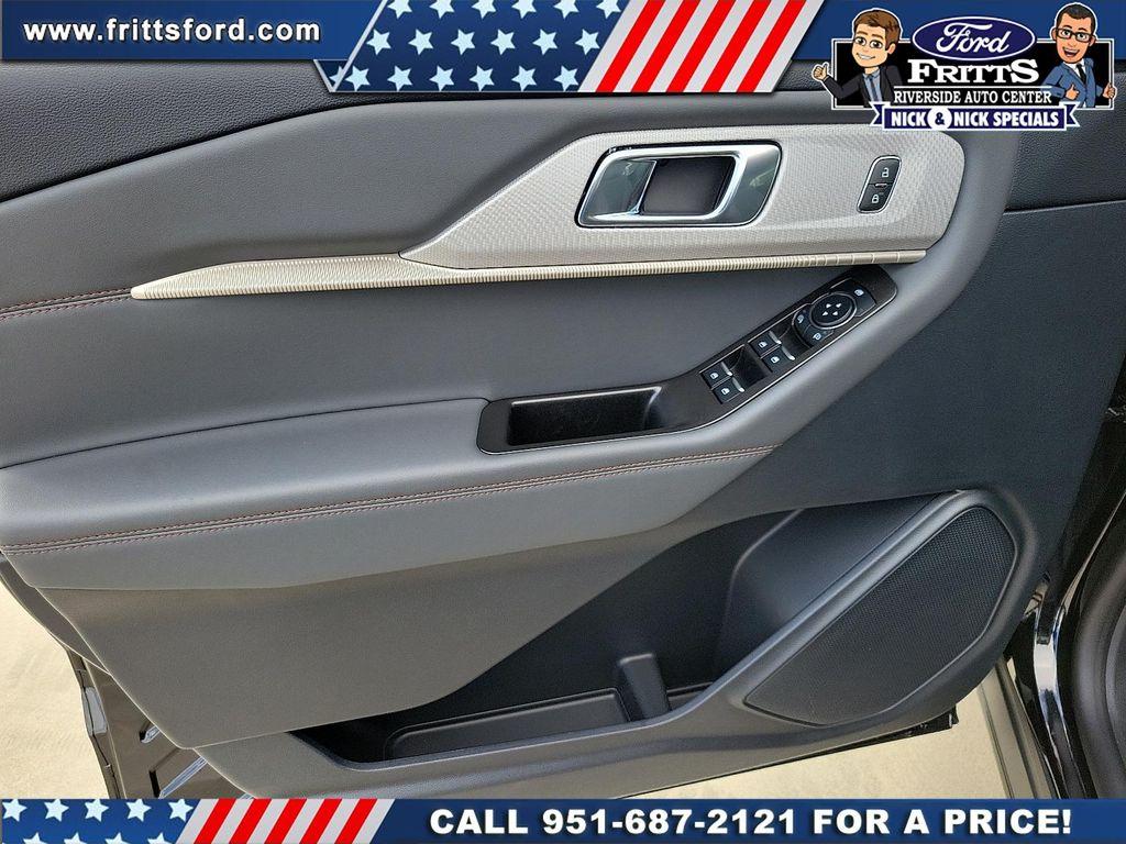 new 2025 Ford Explorer car, priced at $40,965