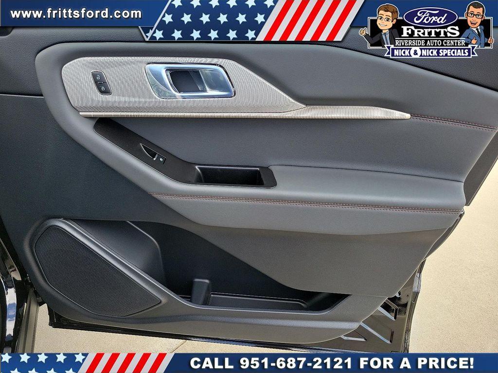 new 2025 Ford Explorer car, priced at $40,965