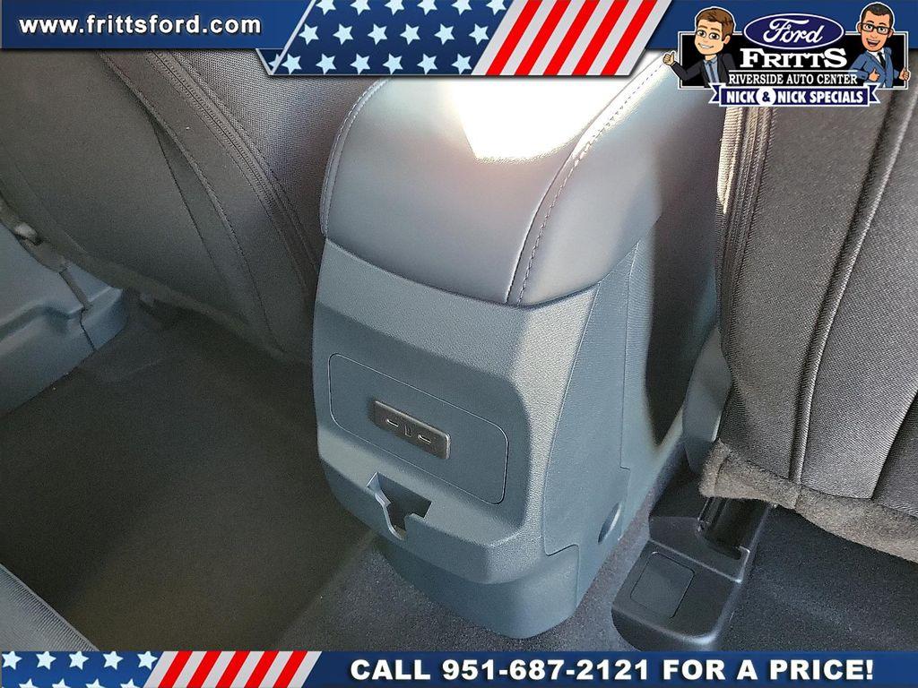 new 2025 Ford Maverick car, priced at $29,431