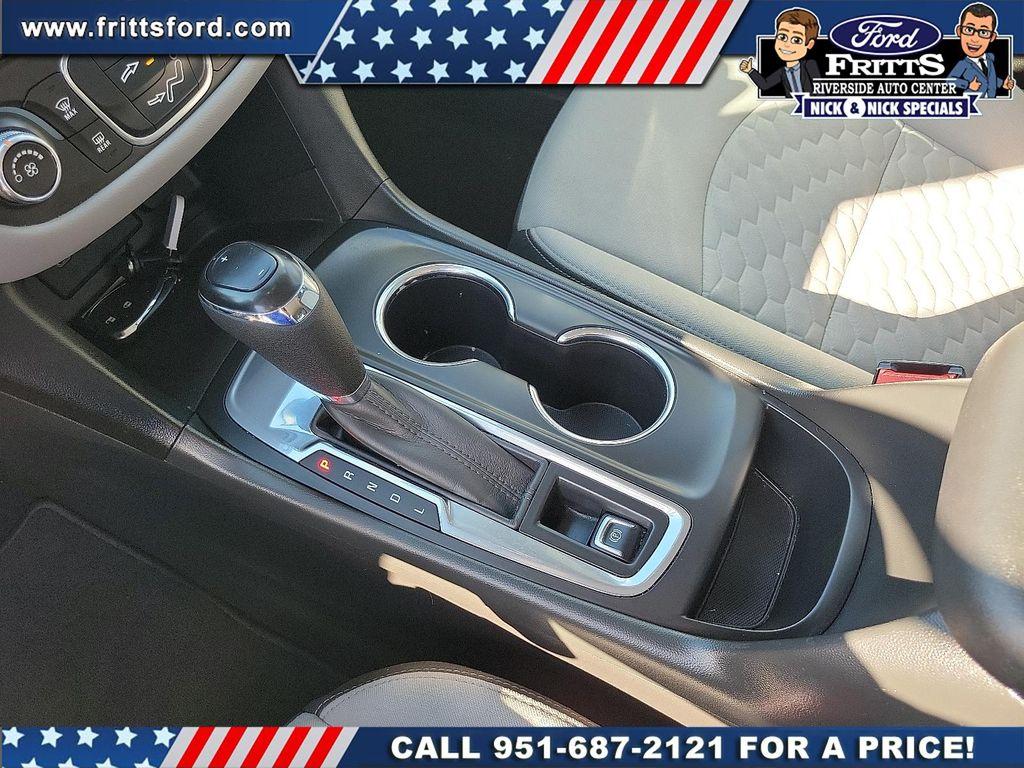 used 2021 Chevrolet Equinox car, priced at $19,329