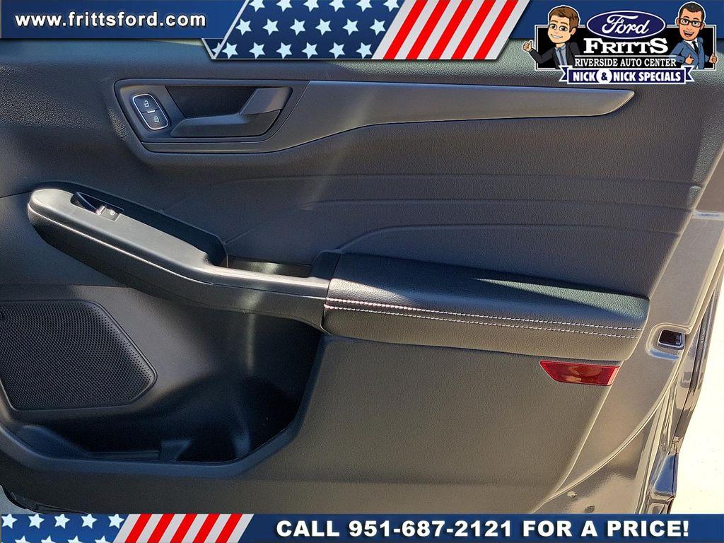 new 2025 Ford Escape car, priced at $30,644