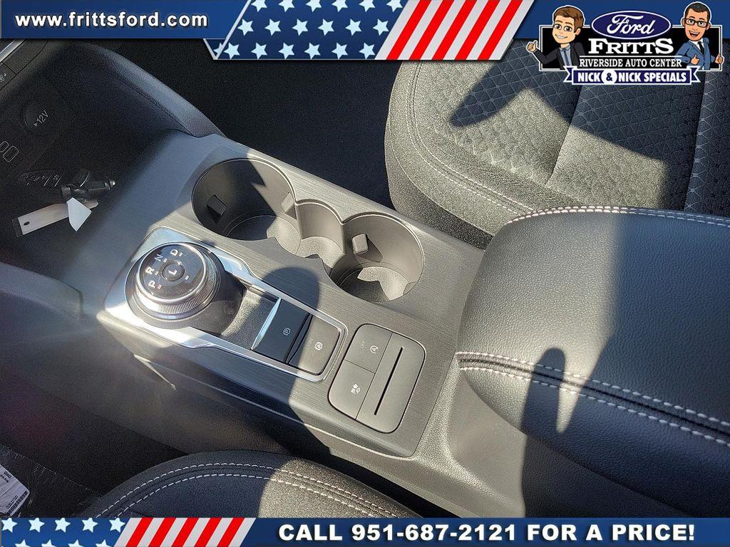 new 2025 Ford Escape car, priced at $30,644