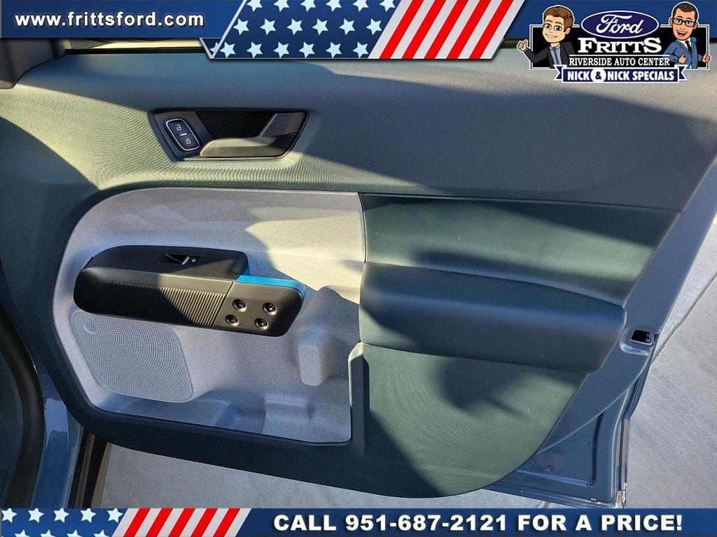 new 2025 Ford Maverick car, priced at $33,905