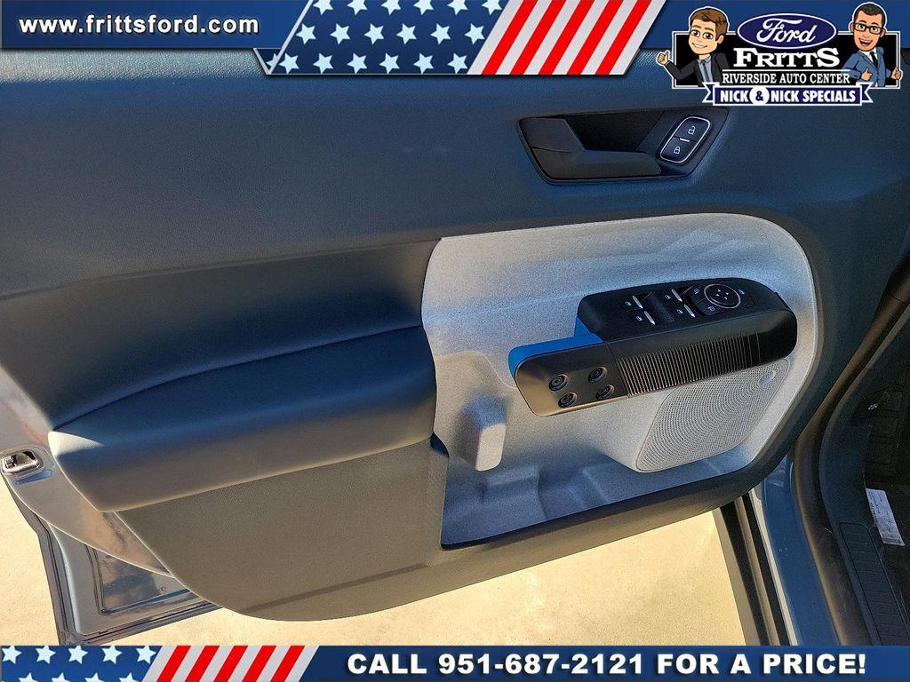 new 2025 Ford Maverick car, priced at $33,905