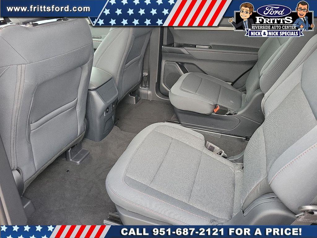 new 2025 Ford Explorer car, priced at $40,965