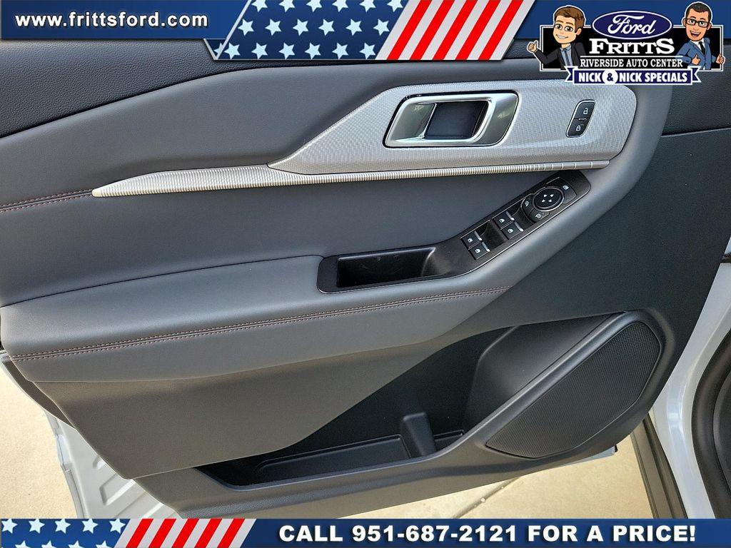 new 2025 Ford Explorer car, priced at $40,965