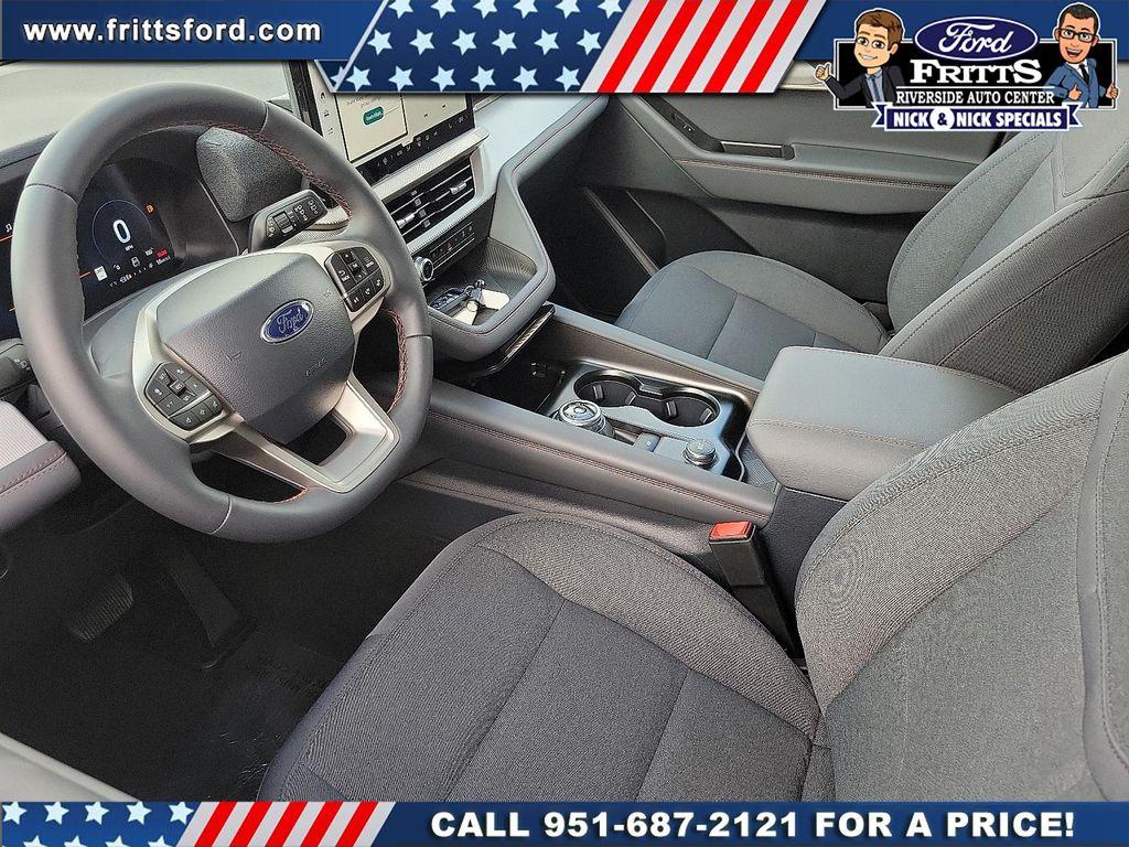 new 2025 Ford Explorer car, priced at $40,965