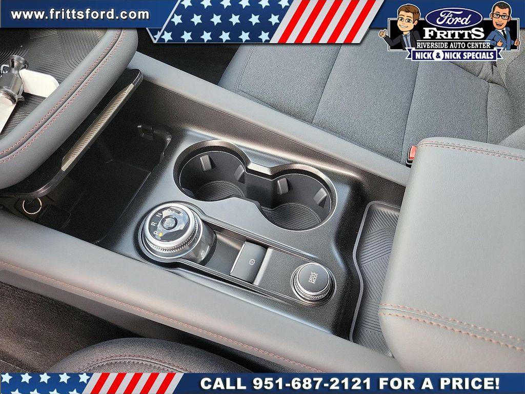 new 2025 Ford Explorer car, priced at $40,965