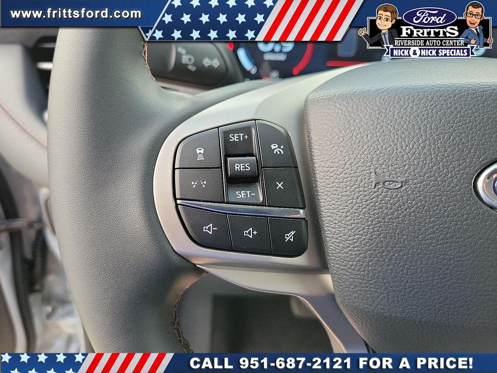 new 2025 Ford Explorer car, priced at $40,965
