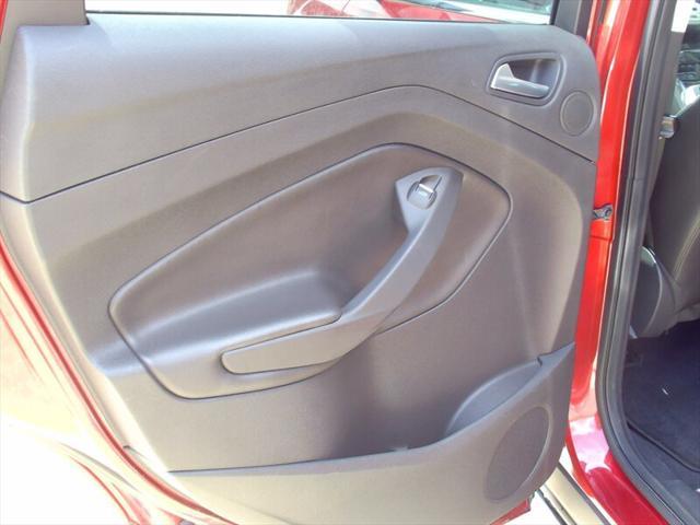 used 2013 Ford Escape car, priced at $9,995
