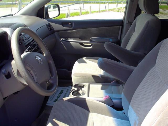 used 2006 Toyota Sienna car, priced at $7,995