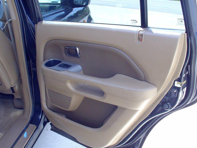 used 2006 Honda Pilot car, priced at $6,495