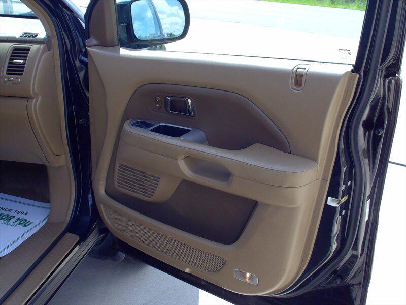 used 2006 Honda Pilot car, priced at $6,495