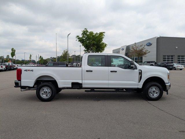 new 2025 Ford F-350 car, priced at $57,435